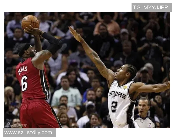 2013年NBA总决赛第三场热火对阵马刺的精彩对决回顾与分析