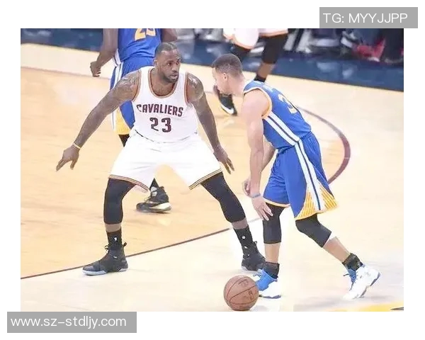 2016年NBA总决赛第七场勇士与骑士的巅峰对决回顾与精彩瞬间分析
