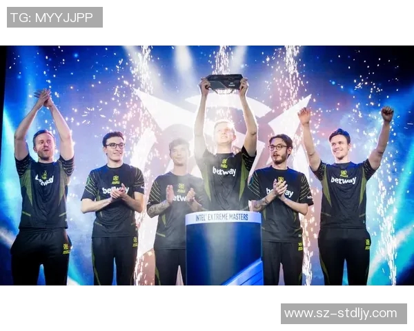CSGO赛事热议JDG战队节奏引发玩家争论与思考